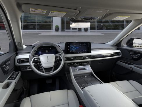 New 2026 Lincoln Aviator AWD image 9