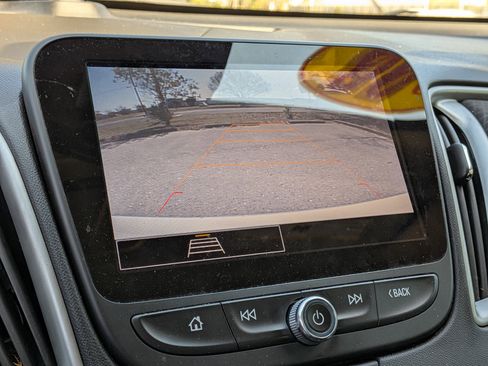 Used 2022 Chevrolet Malibu RS FWD image 31