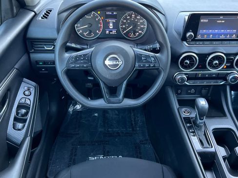 Certified 2025 Nissan Sentra S image 15