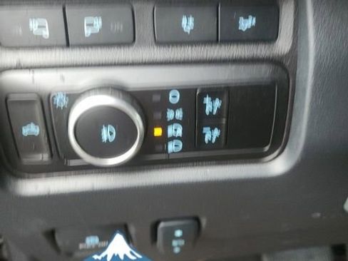 Certified 2024 Ford F350 Lariat w/ Black Appearance Package image 12