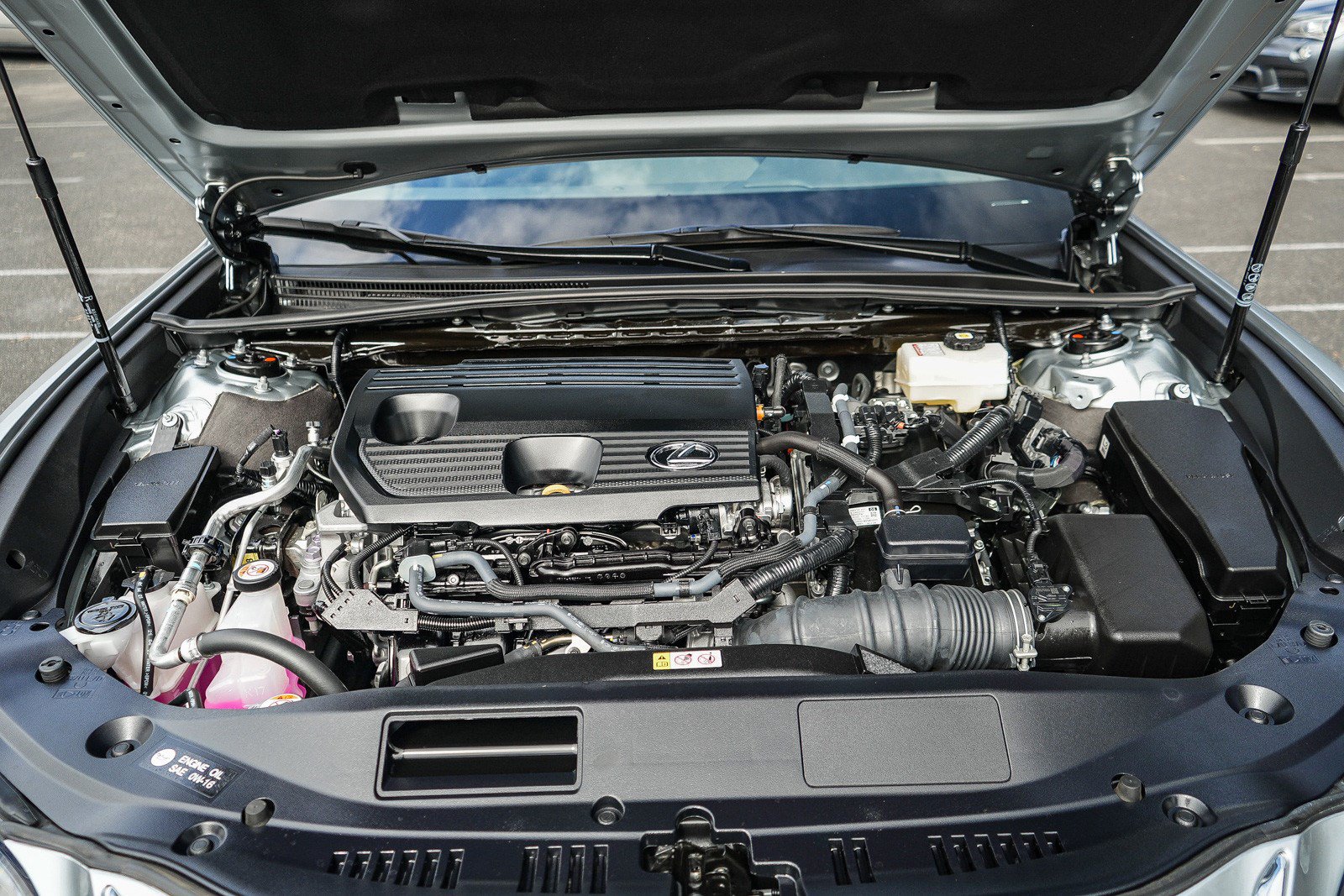 Used 2025 Lexus ES 300h w/ Premium Package FWD image 26