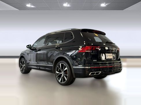 Used 2022 Volkswagen Tiguan SEL R-Line AWD/4WD image 3