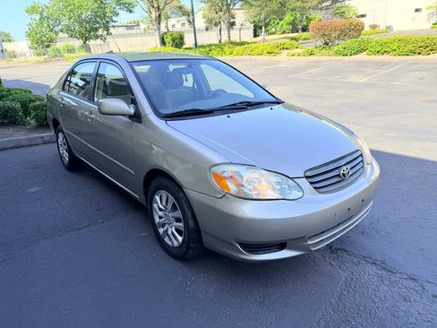 Used 2004 Toyota Corolla LE FWD image 7
