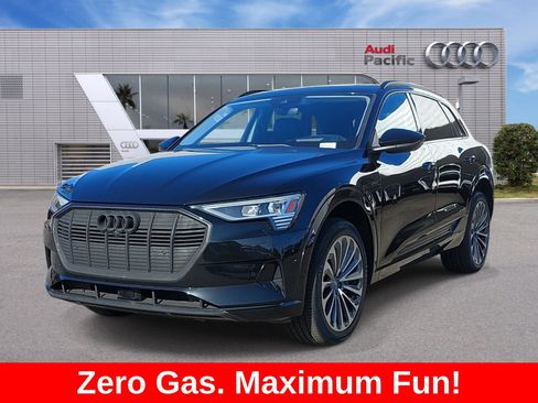 Used 2019 Audi e-tron Prestige AWD/4WD image 1