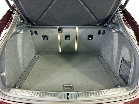 Used 2026 Porsche Macan AWD/4WD image 29