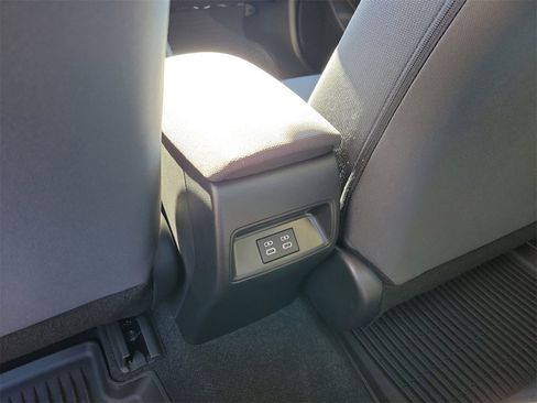 Used 2026 Toyota Corolla LE image 11