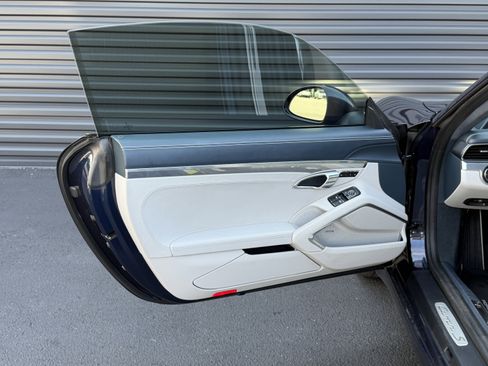 Used 2019 Porsche 911 Carrera S RWD image 18