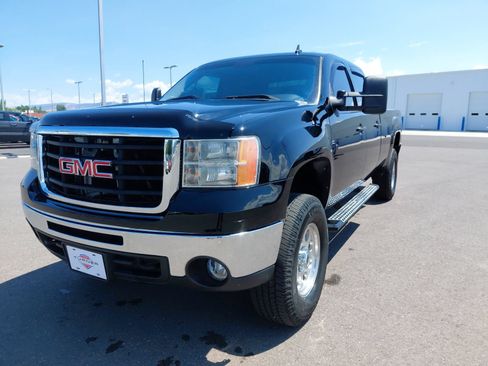 Used 2009 GMC Sierra 3500 SLE w/ SLE Preferred Package AWD/4WD image 10