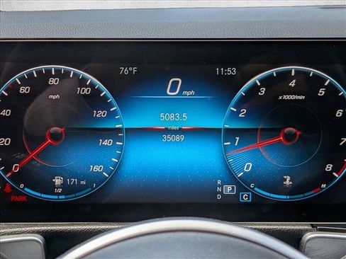 Used 2022 Mercedes-Benz GLB 250 image 11
