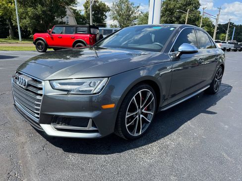 Used 2018 Audi S4 Premium Plus w/ Navigation Package AWD/4WD image 3