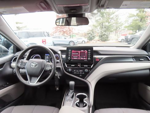 Used 2023 Toyota Camry LE image 13