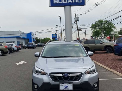 Used 2023 Subaru Crosstrek 2.5i Limited AWD/4WD image 2