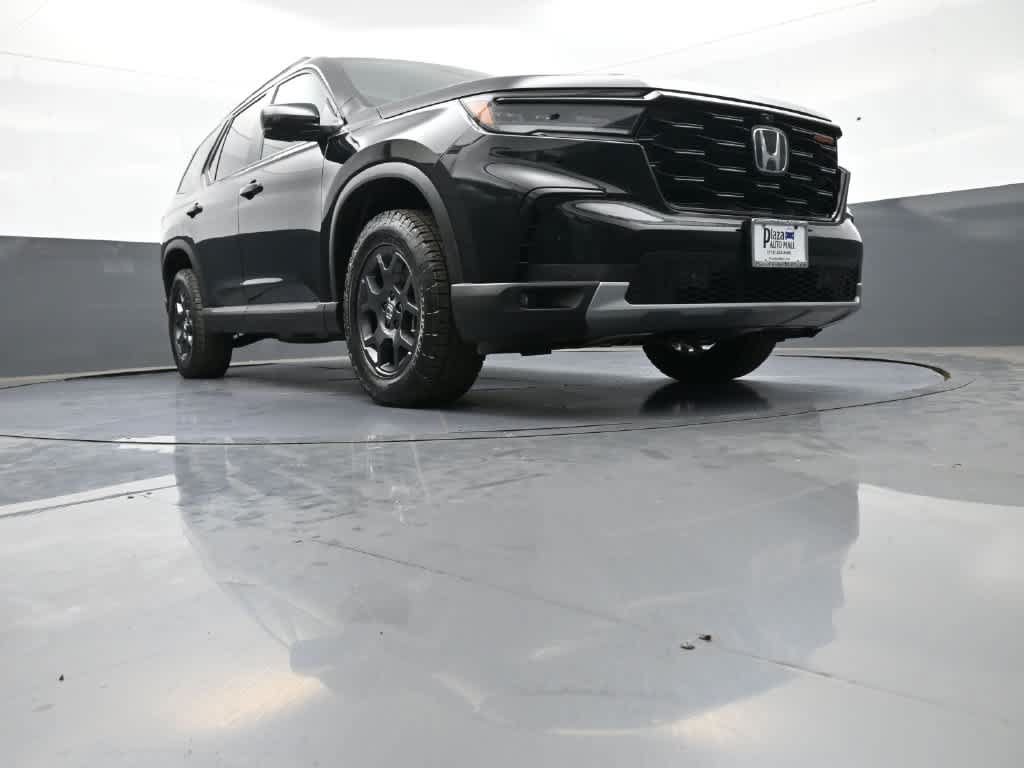 Certified 2024 Honda Pilot TrailSport image 29
