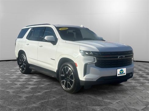 Used 2021 Chevrolet Tahoe RST w/ Luxury Package image 7