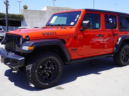 Used 2022 Jeep Wrangler Unlimited Sport AWD/4WD image 4