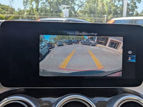 Used 2020 Mercedes-Benz GLC 300 image 21