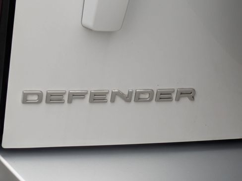 Certified 2024 Land Rover Defender 110 S image 34