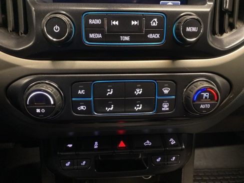 Used 2015 Chevrolet Colorado Z71 image 18