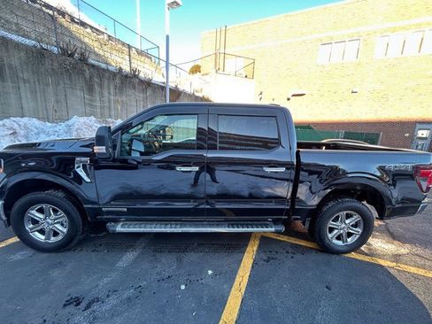 Used 2025 Ford F150 XLT w/ Equipment Group 302A MID image 4