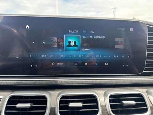 Used 2020 Mercedes-Benz GLE 350 4MATIC image 9