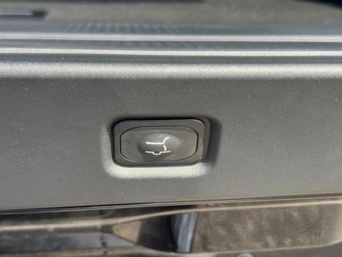 New 2026 Ford Expedition Active image 5