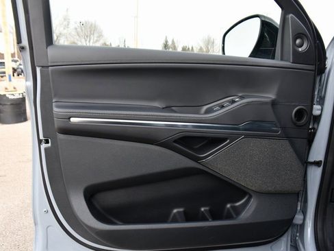 New 2026 Lincoln Navigator Reserve w/ Jet Appearance Package image 28