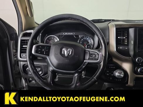 Used 2019 RAM 1500 Laramie w/ Off Road Group image 10