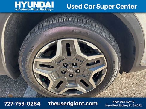 Used 2022 Hyundai Santa Fe Limited image 6