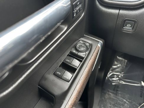 Used 2021 GMC Sierra 1500 Denali w/ Denali Ultimate Package image 21