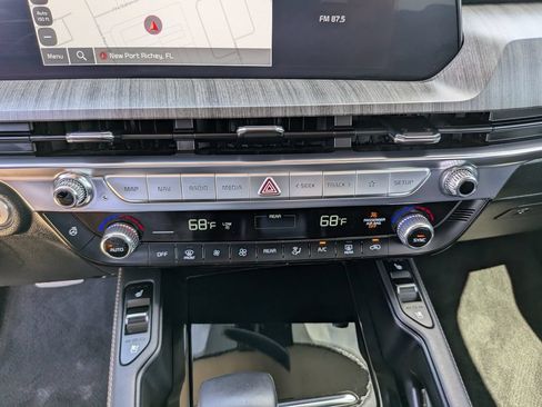 Certified 2023 Kia Telluride SX AWD/4WD image 27