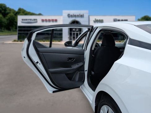 Used 2025 Nissan Sentra S FWD image 28