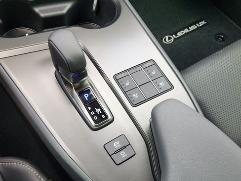 New 2026 Lexus UX 300h FWD image 12
