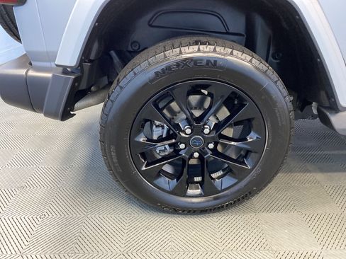 Used 2024 Jeep Wrangler Sahara w/ Technology Group image 35