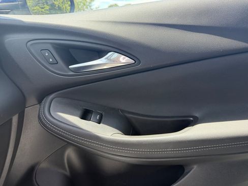 Used 2022 Buick Encore GX Select FWD image 35
