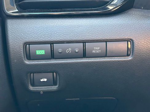 Used 2024 Nissan Sentra SV w/ All-Weather Package image 19