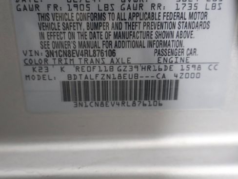 Used 2024 Nissan Versa SV w/ Trunk Package image 41