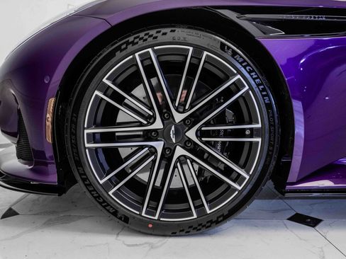 Used 2024 Aston Martin DB12 Coupe image 4