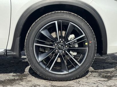 New 2025 INFINITI QX55 Luxe w/ Cargo Package