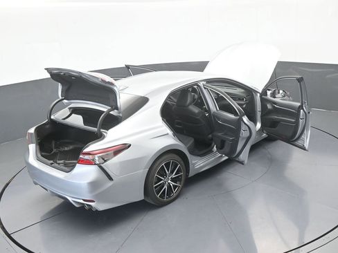 Used 2022 Toyota Camry SE FWD image 65