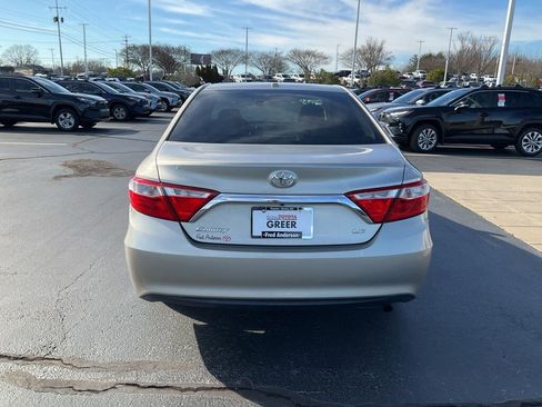 Used 2016 Toyota Camry LE image 16
