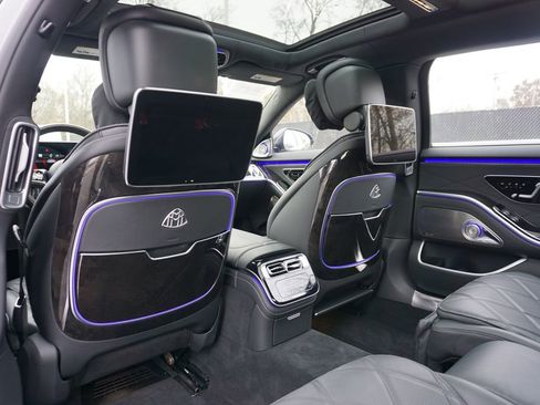 Certified 2021 Mercedes-Benz Maybach S 580 4MATIC image 15