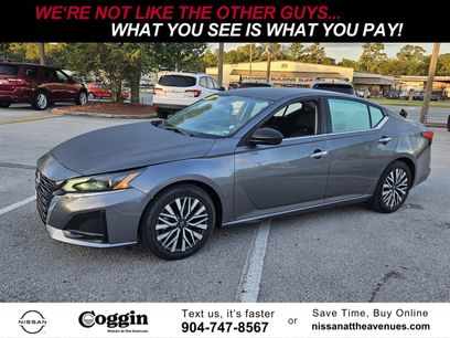 Used 2024 Nissan Altima 2.5 SV