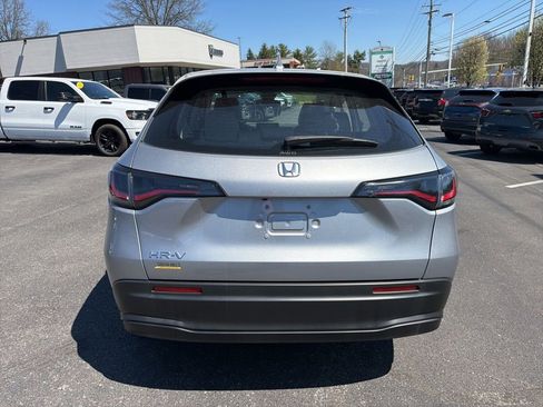 Used 2024 Honda HR-V LX image 4