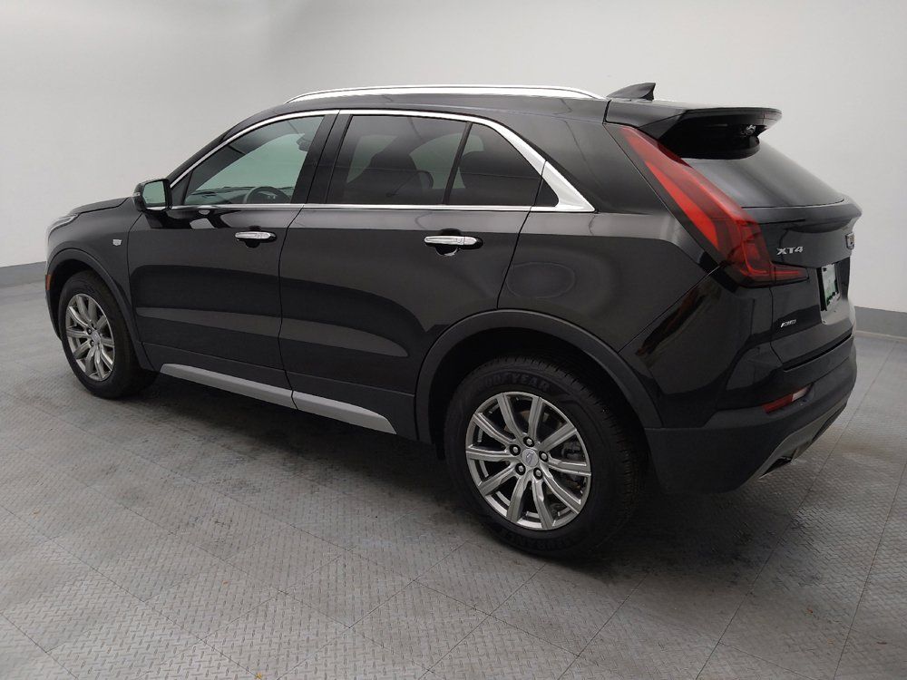 Used 2021 Cadillac XT4 Premium Luxury w/ Cold Weather Package AWD/4WD image 5