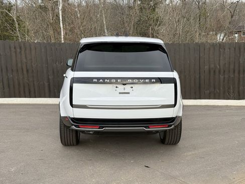 New 2025 Land Rover Range Rover SE image 4