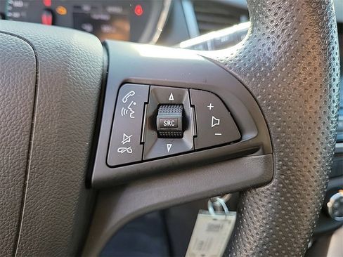 Used 2018 Chevrolet Trax LS image 22