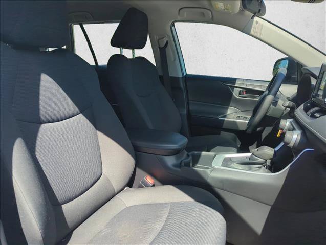Used 2022 Toyota RAV4 LE FWD image 29
