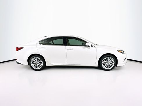 Used 2018 Lexus ES 350 w/ Ultra Luxury Package FWD image 10