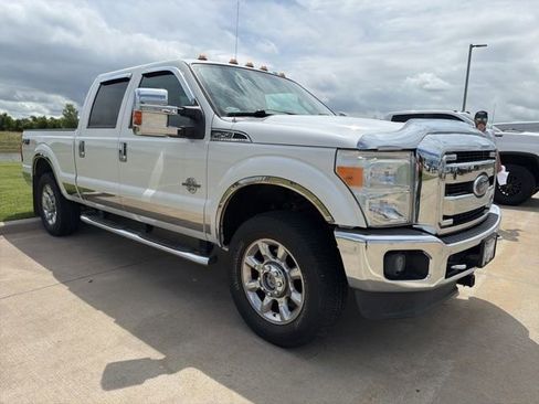 Used 2015 Ford F250 Lariat w/ Lariat Ultimate Package AWD/4WD image 6