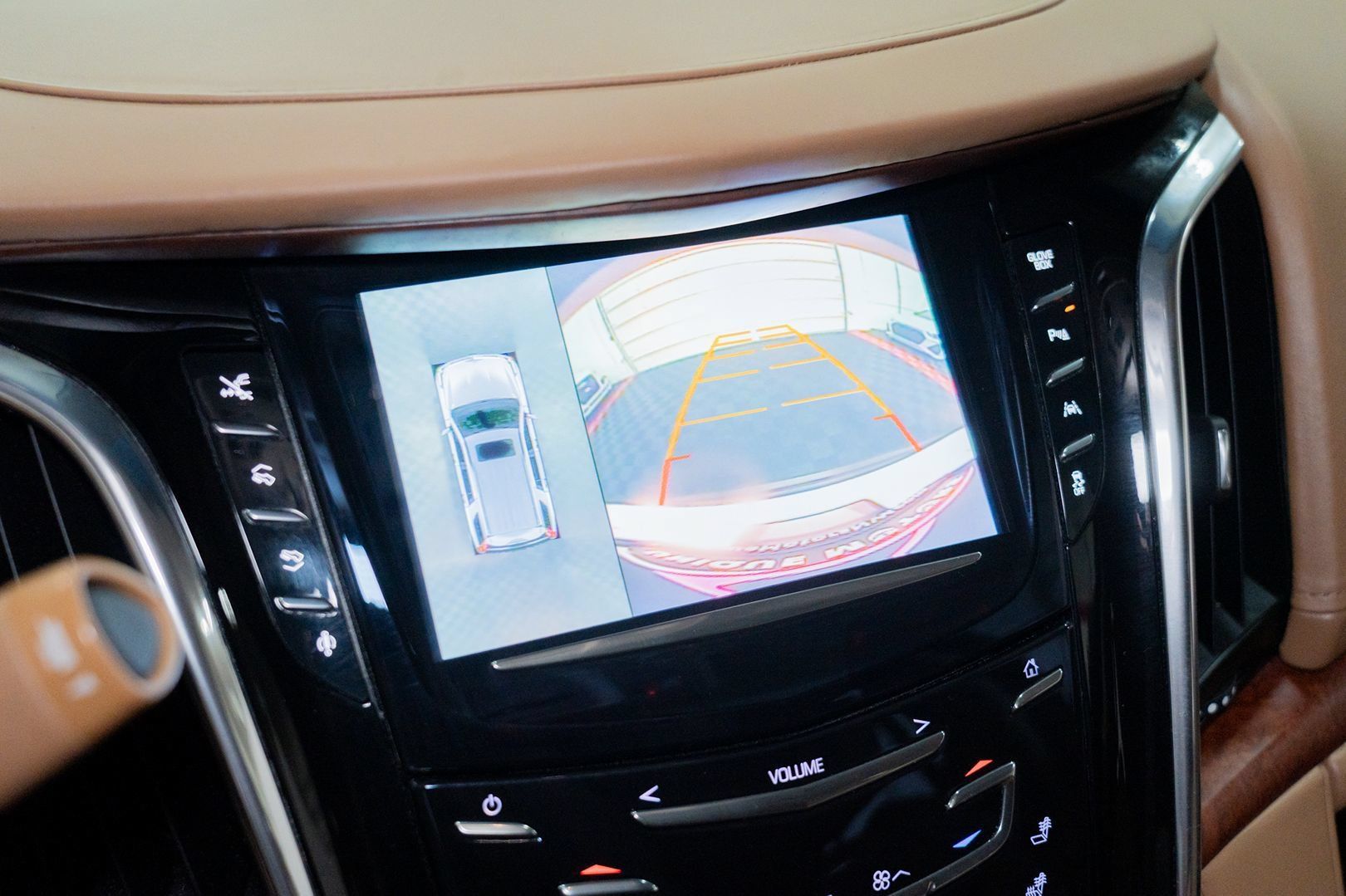 Used 2016 Cadillac Escalade Platinum AWD/4WD image 46